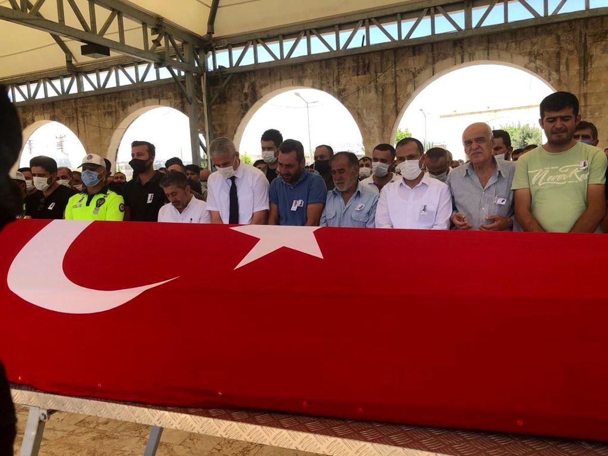 Son dakika haber | Hayatını kaybeden polis memuru toprağa verildi