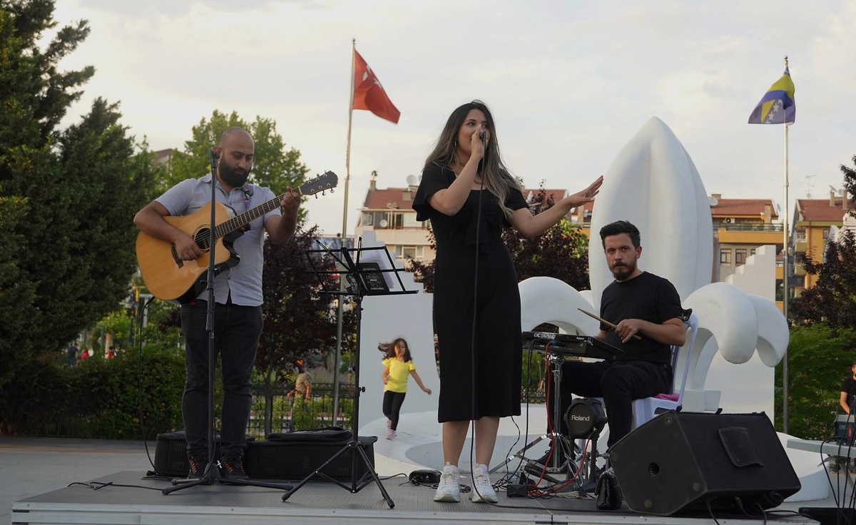 Haydi Gençler! Sahne Keçiören\'den çalmak sizden