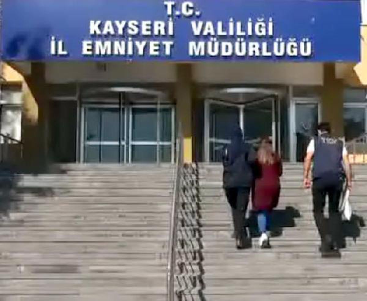 Son dakika... Kayseri\'de terör örgütü üyesi kadın yakalandı