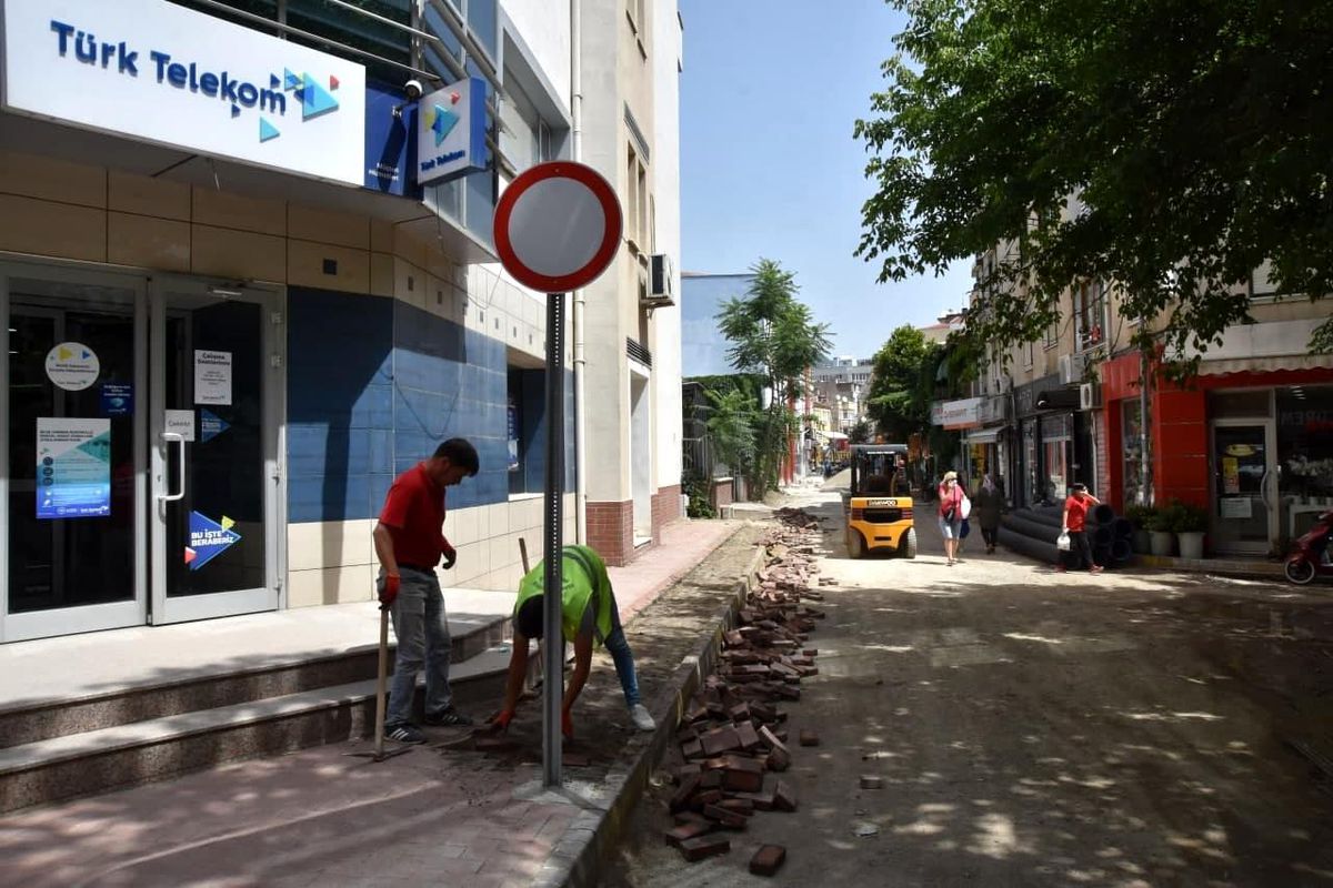 Modern ve yaşanabilir bir Edremit için çalışmalar dört koldan devam ediyor