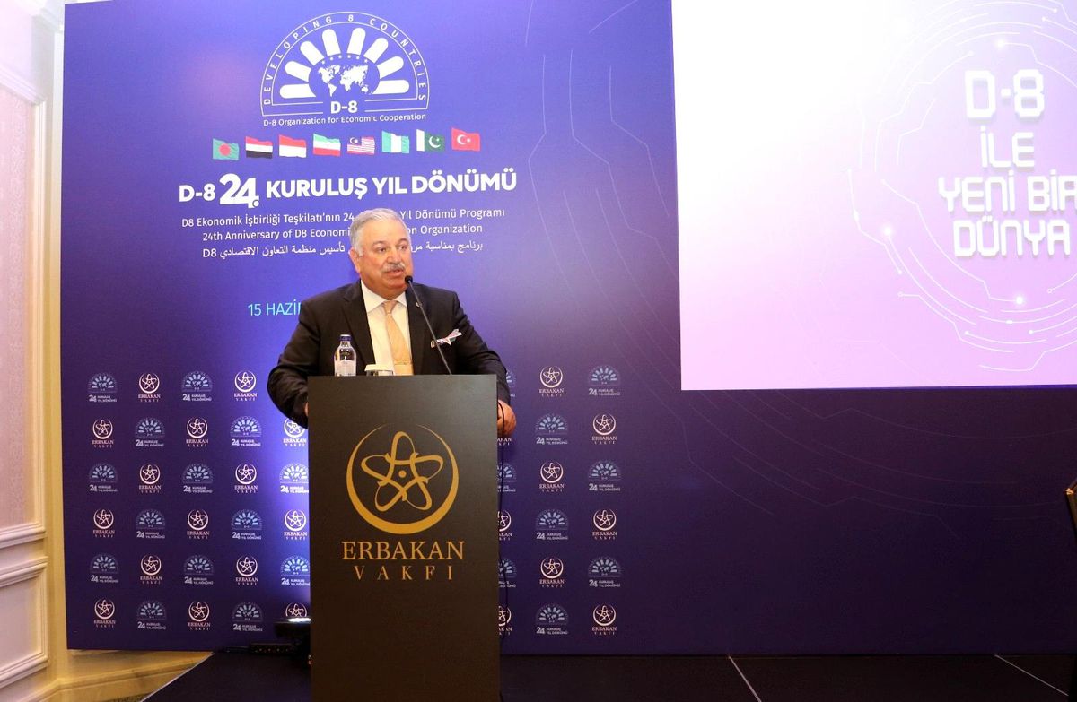 Yeniden Refah Partisi, Fransız Le Pen\'in İslam\'a yönelik barbarlık ifadesini kınadı