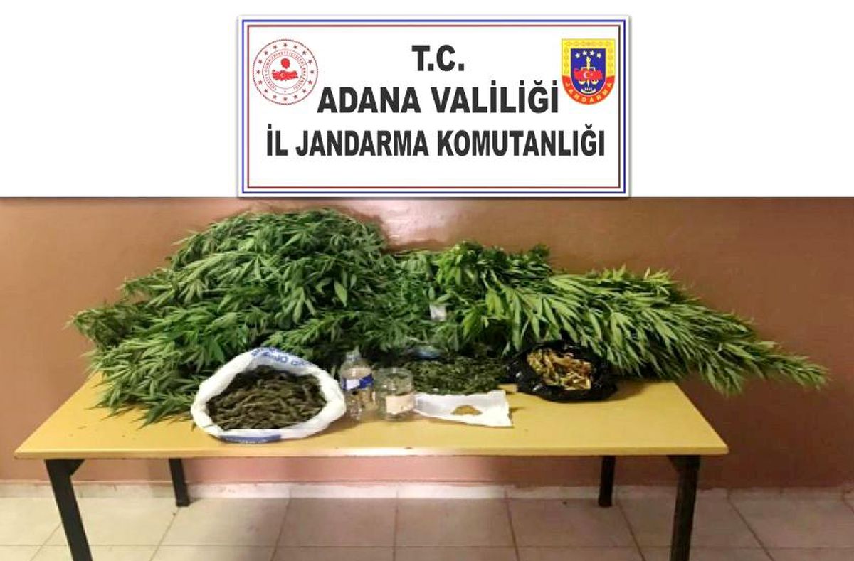 Adana\'da uyuşturucu operasyonu: 3 gözaltı
