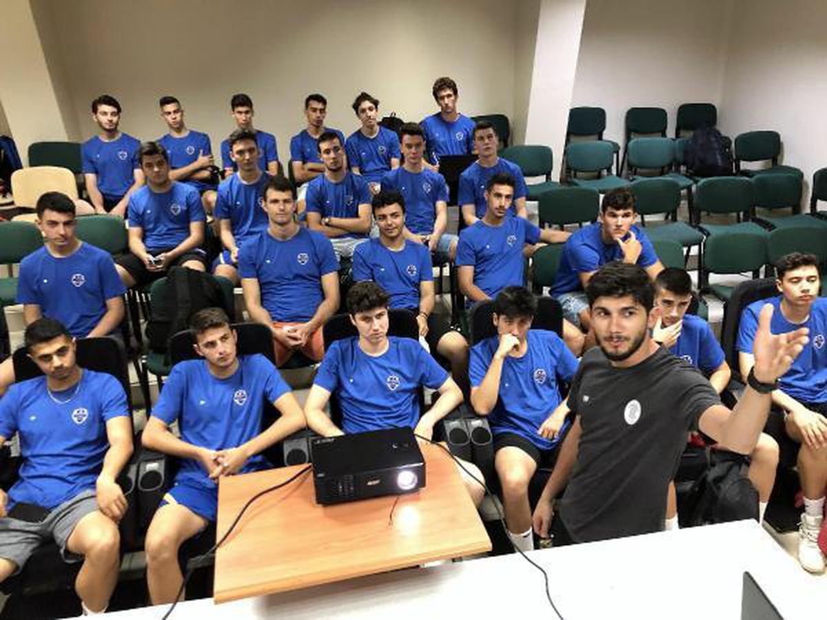 Altekma voleybolda akademi açtı