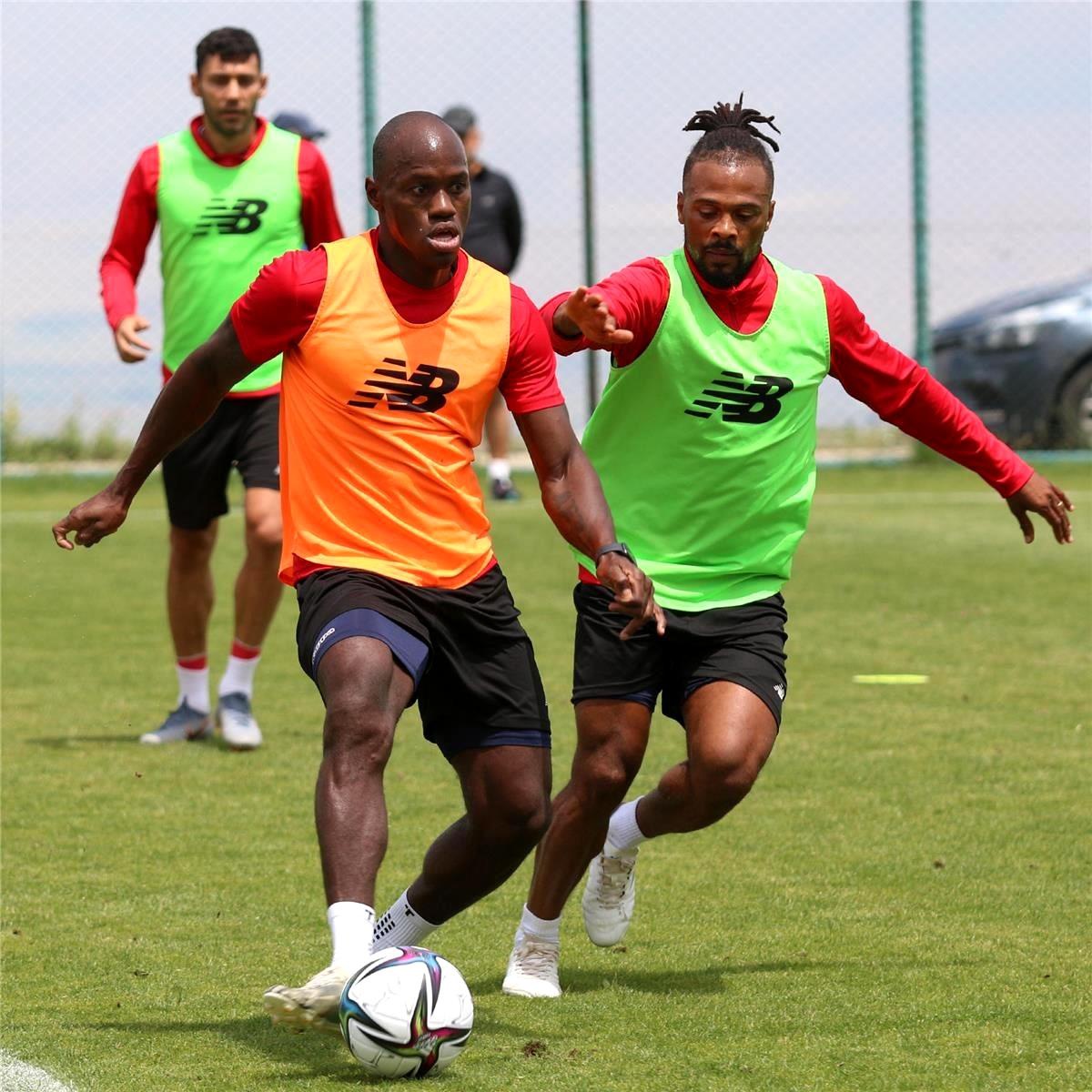 Antalyaspor, yeni sezon hazırlıklarını Erzurum\'da sürdürüyor