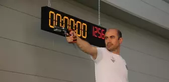 Atıcılık Milli Takımı sporcusu Özgür Varlık, Tokyo Olimpiyatları'na Mersin'de hazırlanıyor