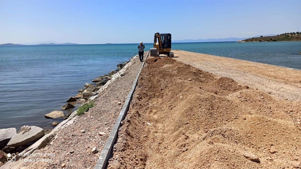 Balıkesir Büyükşehir Belediyesi\'nden Gömeç Derkent sahil şeridine altın dokunuş