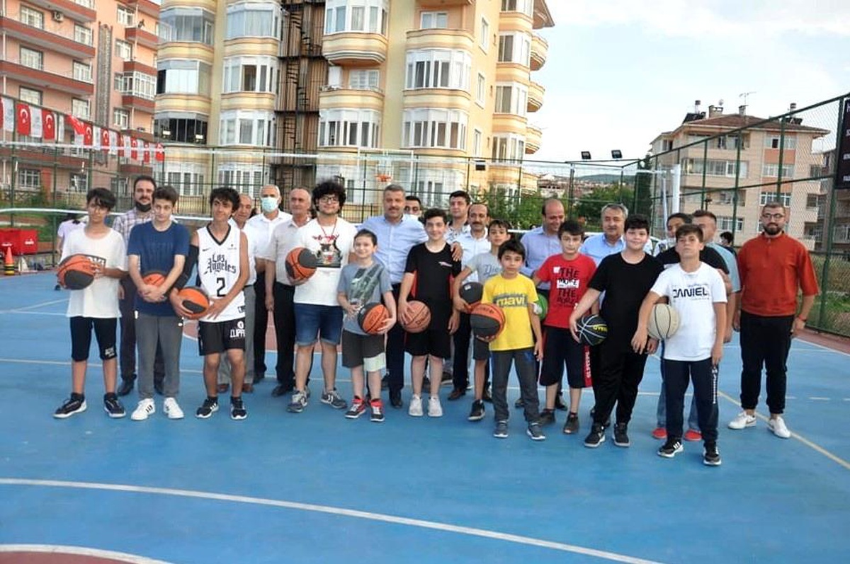 Boyabat Belediyesi yaz spor okulu etkinlikleri başladı