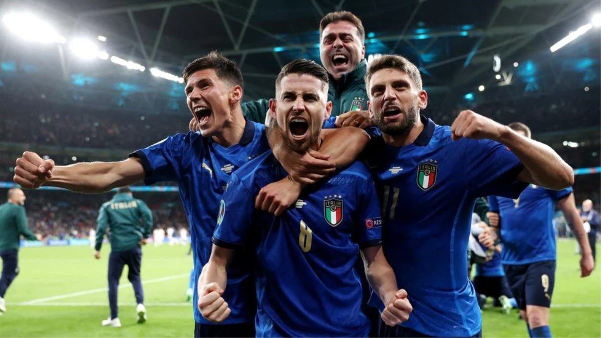EURO 2020 yarı finali İtalya basınında: Finali İspanya hak etti ama \'Tanrı İtalyan\'
