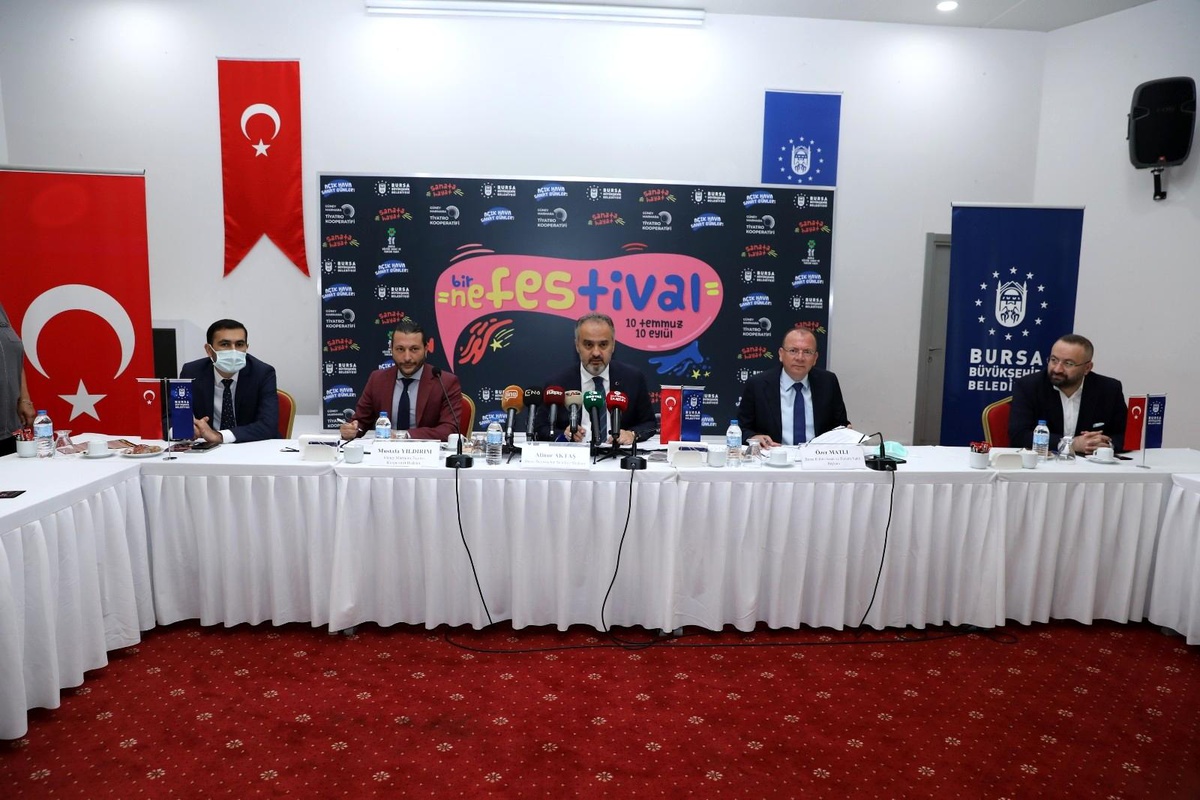 Bursa\'da düzenlenecek "Birnefestival" ile sanatçıya destek, halka moral verilecek