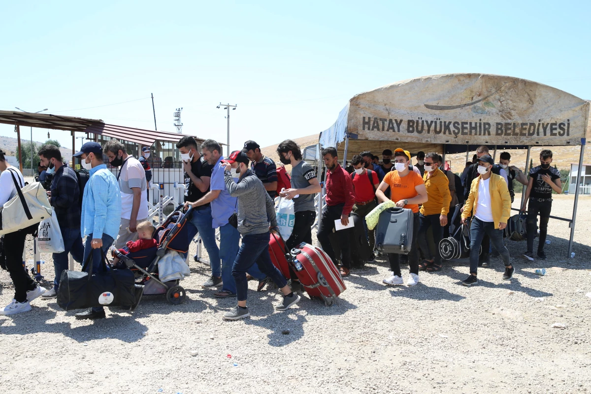 Suriyelilerin Kurban Bayramı öncesi Cilvegözü Sınır Kapısı\'ndan ülkelerine geçişleri sürüyor