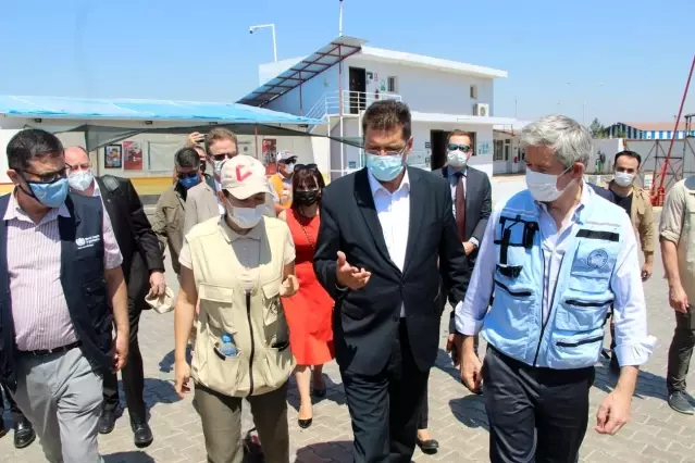 AB Komiseri Lenarcic: BM Güvenlik Konseyi'nin insani yardımlar için süreyi uzatacağına inanıyorum 