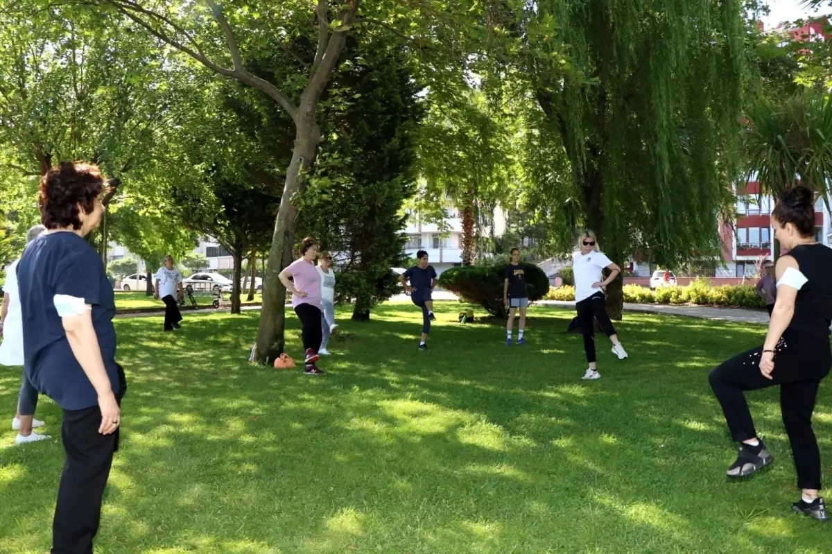 Anne şehir, açık havada spor egzersizlerine başladı