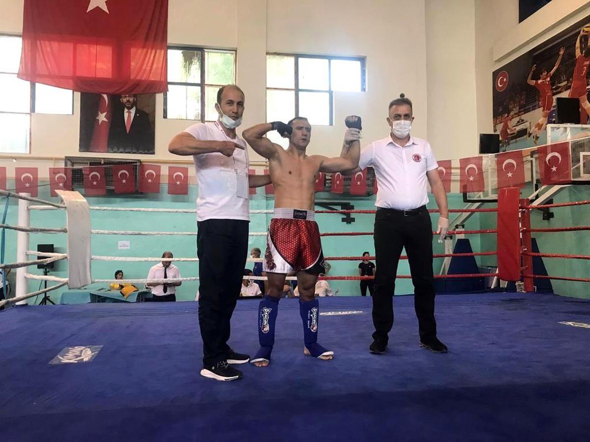 Balıkesirli Kick Boksçulardan büyük zafer