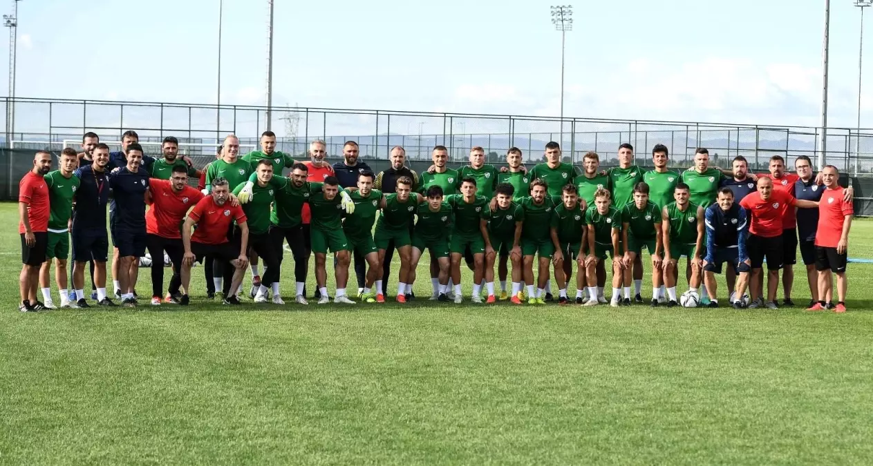 Bursaspor, Afyon\'daki ilk antrenmanını gerçekleştirdi