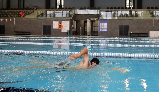 Çankaya'da yüzme havuzları tekrar halka açıldı