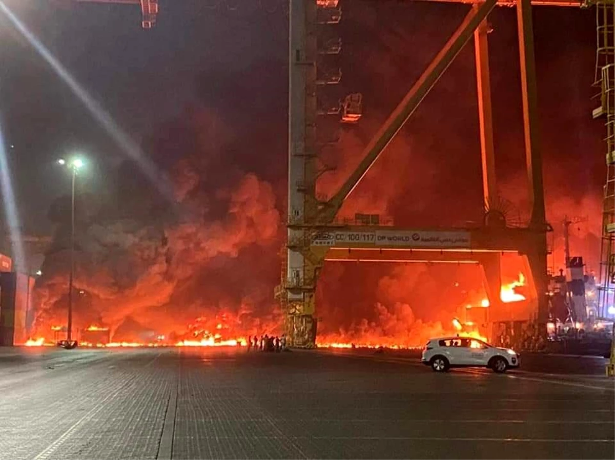Dubai\'de büyük patlama