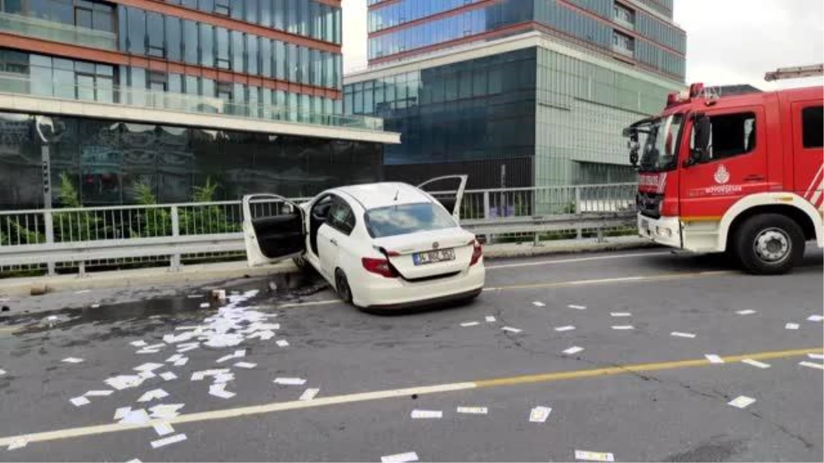 İSTANBUL- Sarıyer\'de bariyerlere çarpan otomobilin sürücüsü yaralandı