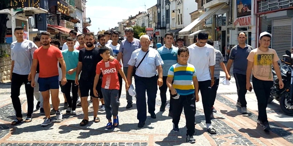 Kırkpınar\'a turist akını, otellerde yer kalmadı