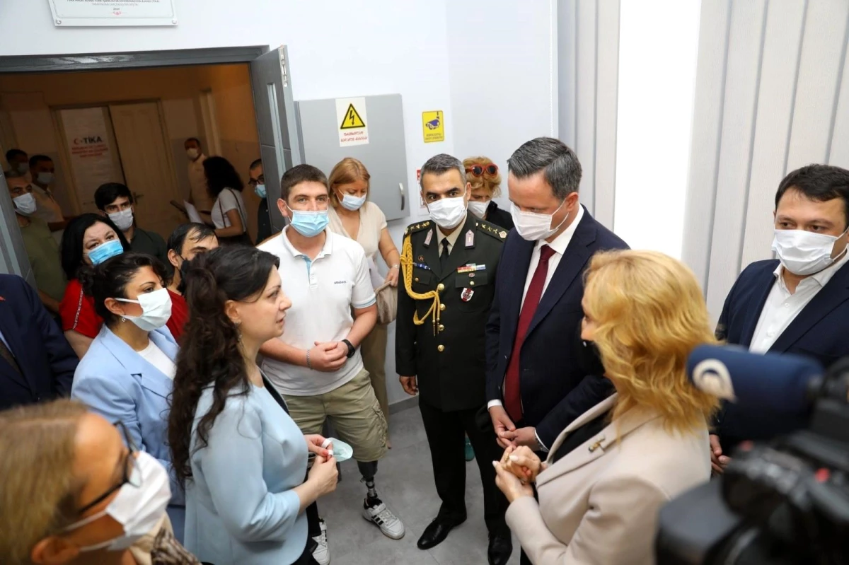 Son dakika haber: TİKA Başkanı Kayalar, Tiflis\'teki rehabilitasyon merkezinin yenilenen tedavi bölümünü açtı