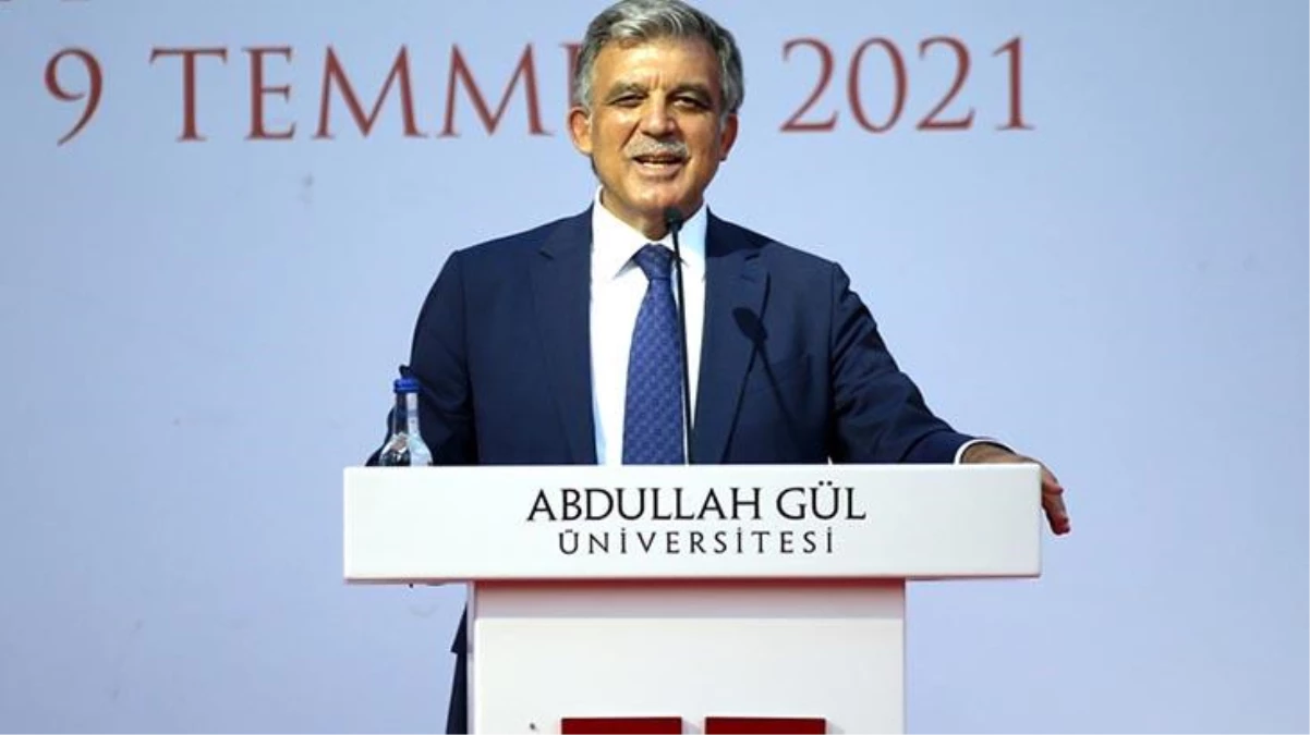 Adını taşıyan üniversitede konuşma yapan Abdullah Gül: Aklınızı kiraya vermeyin