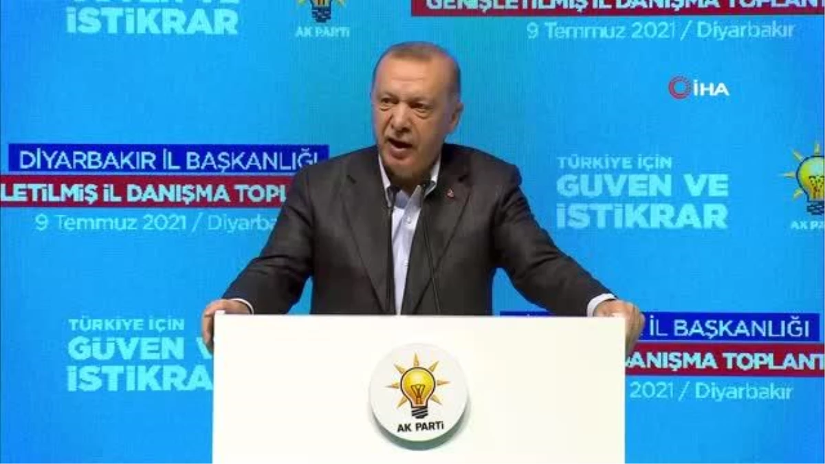 Cumhurbaşkanı Erdoğan: "Şimdi yeni bir adım atıyorlar, Doğu Masası, Doğu Projesi, yahu neredeydiniz bugüne kadar. Biz bugüne kadar ne Doğudan koptuk...