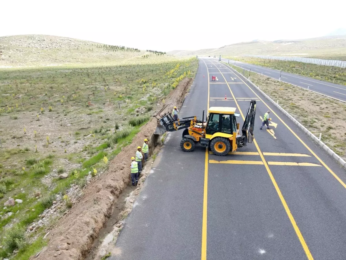 Develi Erciyes yol aydınlatma çalışmalarının ikinci ve son etap çalışmaları başladı