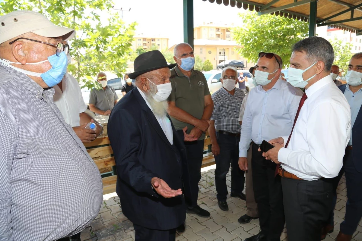 Halk ozanı Hozatlı Ahmet Yurt Dede, Tunceli\'de son yolculuğuna uğurlandı