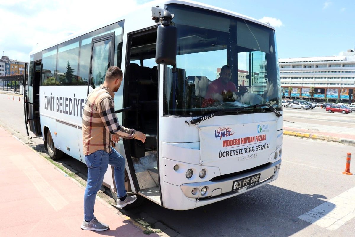 Kurban pazarı ring seferleri başladı