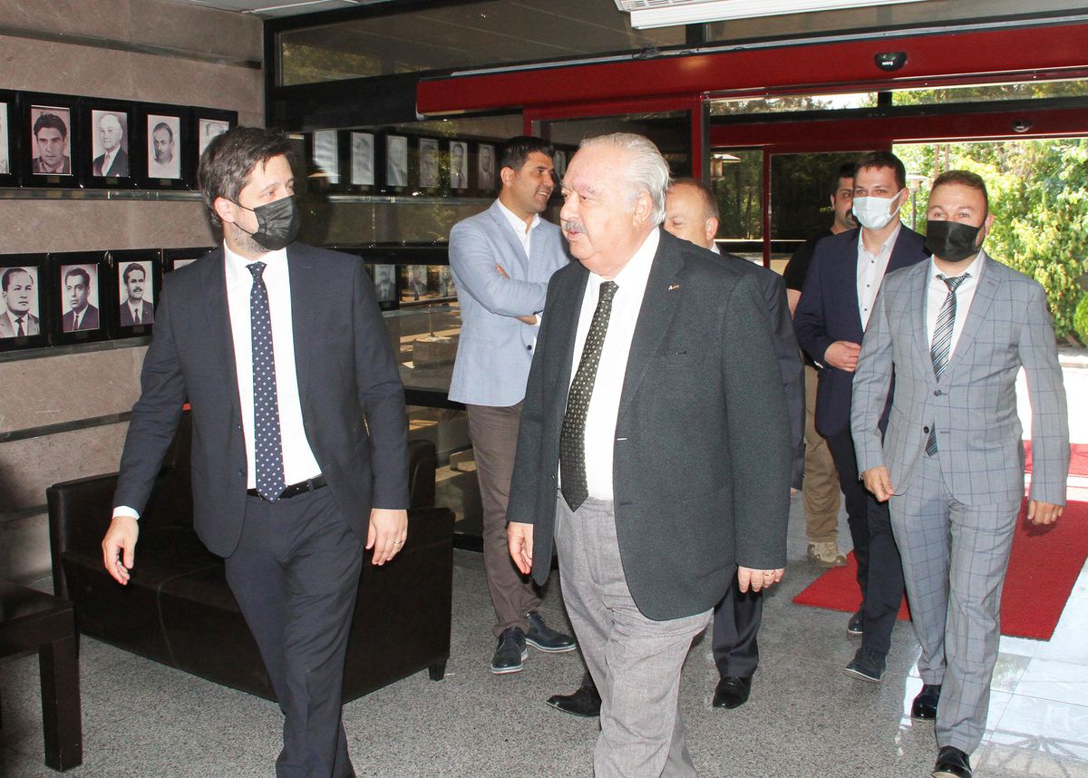 Macaristan\'ın Ankara Büyükelçisi Viktor Matis, Gençlerbirliği Kulübüne ziyarette bulundu