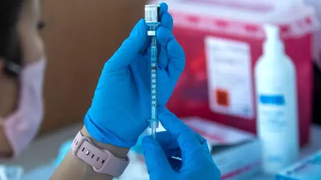 3. doz aşıya ABD ve Avrupa'dan itiraz: Bu aşamada gerek yok