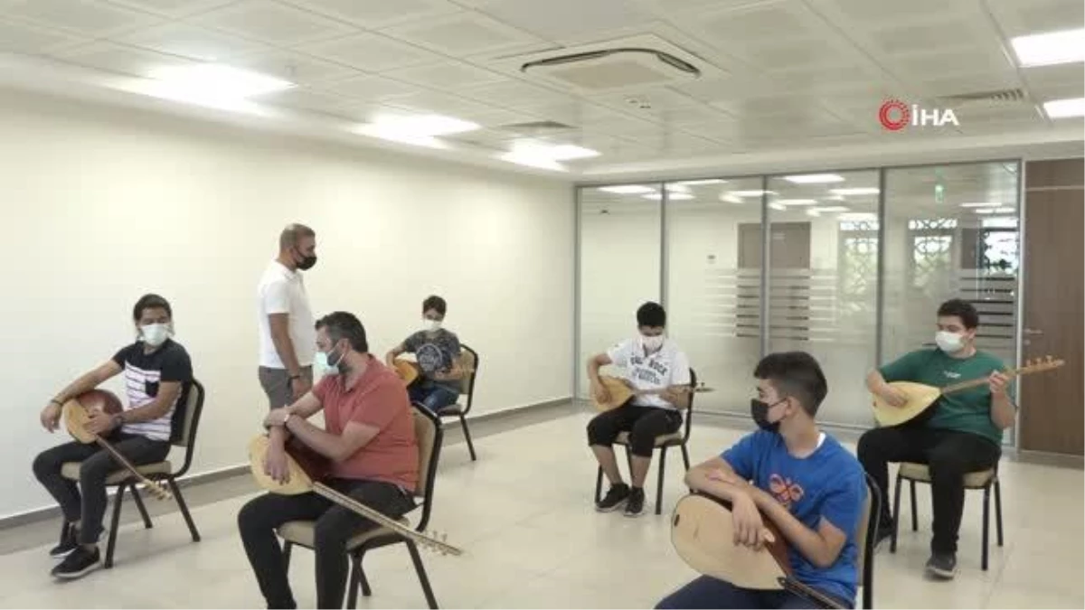 Şahinbey Belediyesi öğrencileri konservatuara hazırlıyor