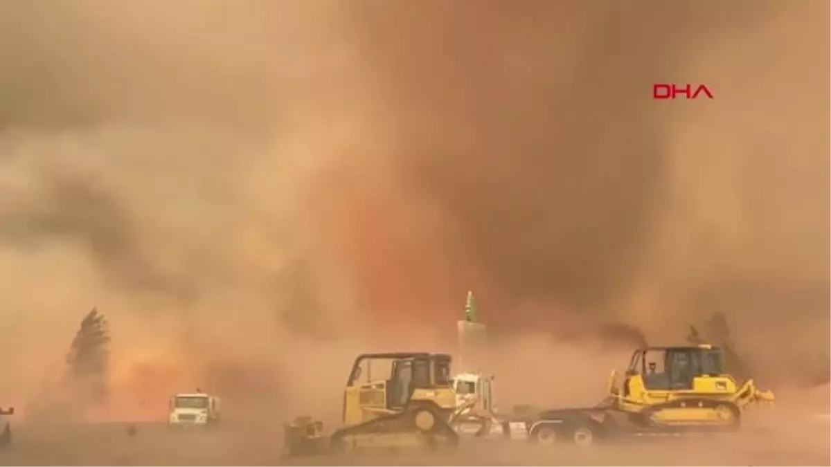 Son dakika haberi... ABD\'de orman yangını sırasında \'alev hortumu\' görüntülendi