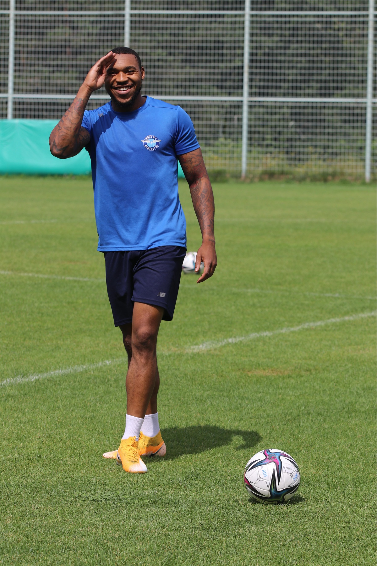 Adana Demirspor\'un yeni transferi Assombalonga\'dan Balotelli yorumu Açıklaması