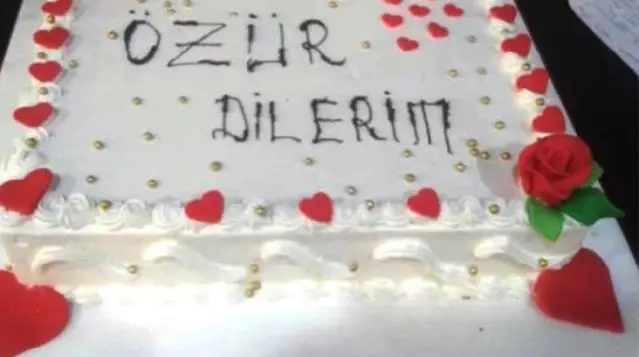  Özür dilerim yazılı pasta ile yargılanmaktan yırttı! Ana sınıfı öğretmeni sevgilisini tehdit eden genç ucuz kurtuldu