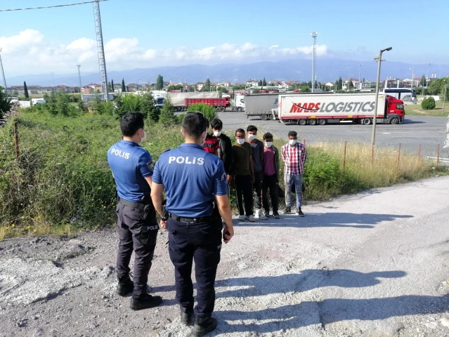 Dinlenme tesisinde 6 kaçak göçmen yakalandı