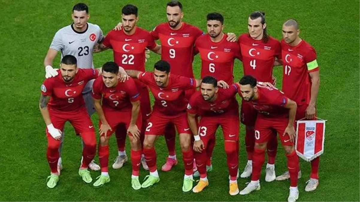 EURO 2020\'nin en kötü ilk 11\'i açıklandı! Listede Türk Milli Takımı\'ndan iki futbolcu yer aldı