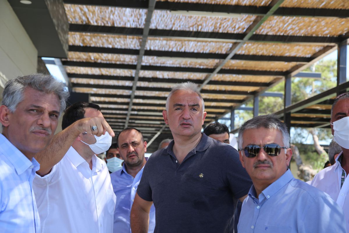 Son dakika haber | Kültür ve Turizm Bakanı Ersoy\'dan turizm hareketliliğine ilişkin açıklama: (1)