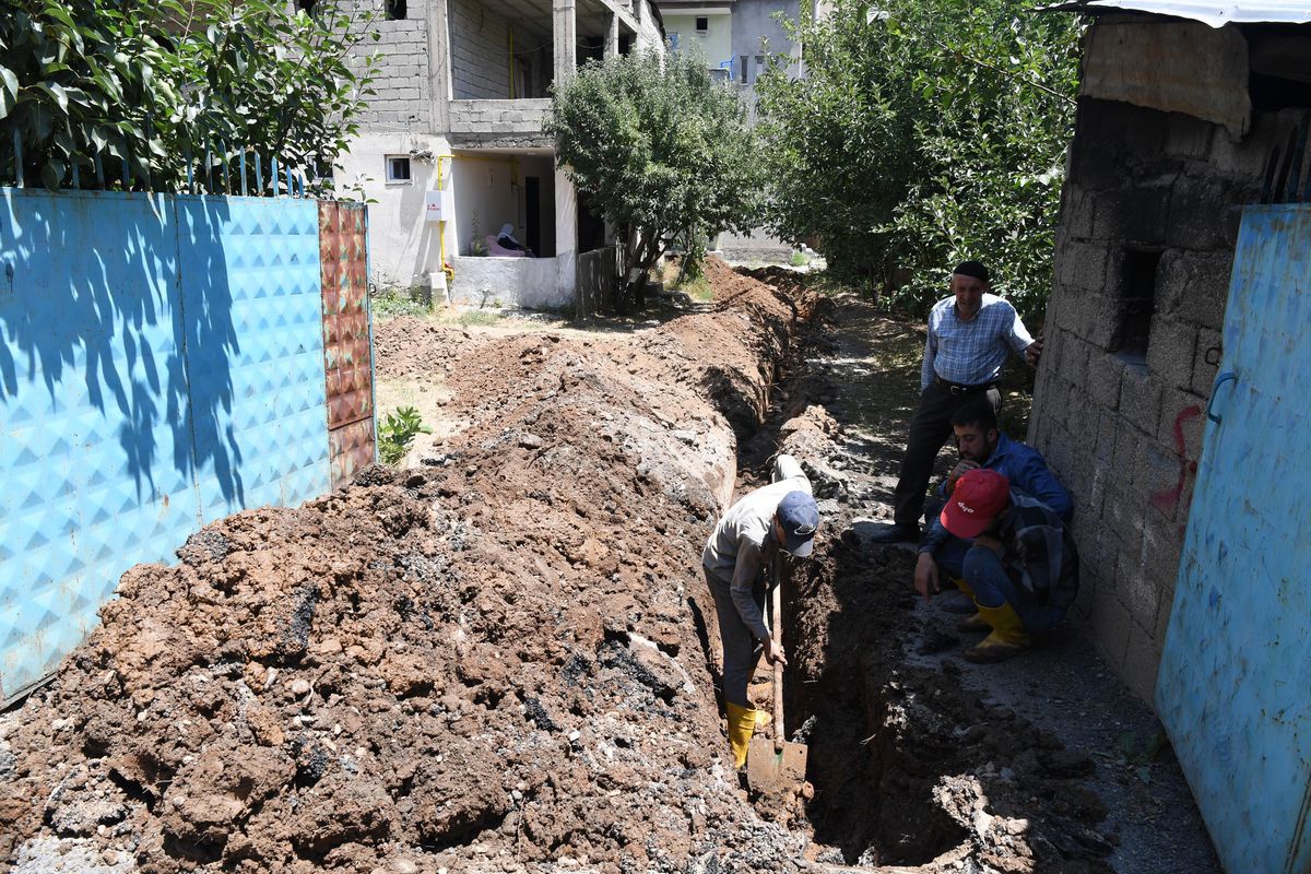 Muş\'ta iki ayda 2 bin 100 binanın içme suyu bağlantısı yapıldı