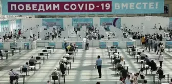 Rusya'da Kovid-19'a karşı aşılama sürecinin hızlandırılması için toplu aşılama merkezleri açılıyor