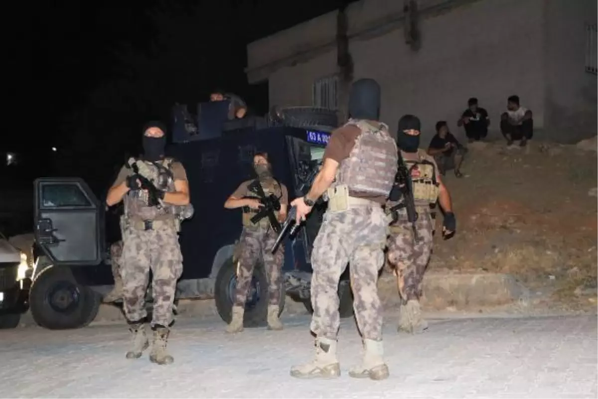 ŞANLIURFA\'DA 312 POLİSLE ASAYİŞ UYGULAMASI: 25 GÖZALTI