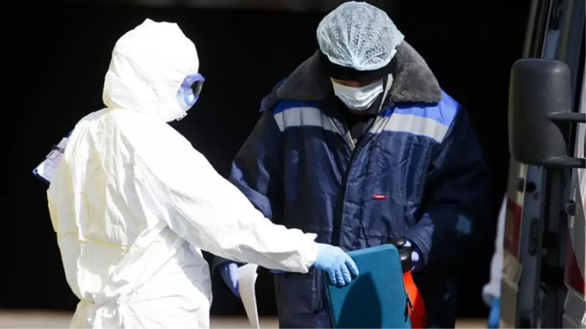 Türkiye\'ye her gün binlerce turistin geldiği Rusya\'da delta varyantı kabusu! 752 vefat ile salgının rekoru kırıldı