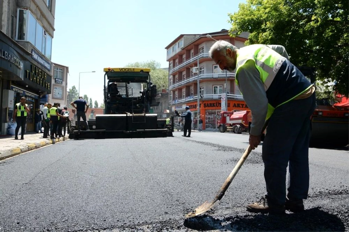 Başkan Demir: "Ardahan\'da asfaltlanmamış yol kalmayacak"