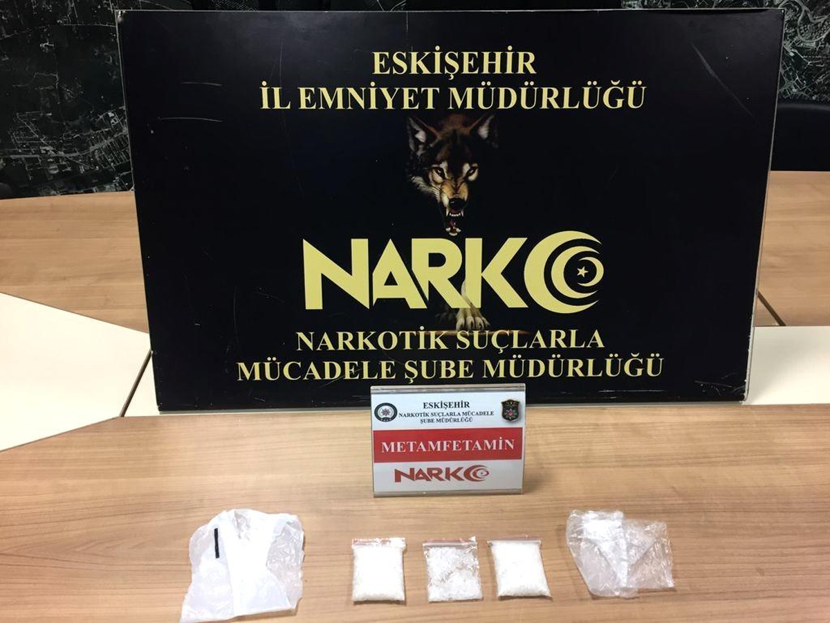 Eskişehir\'de 2 uyuşturucu taciri tutuklandı