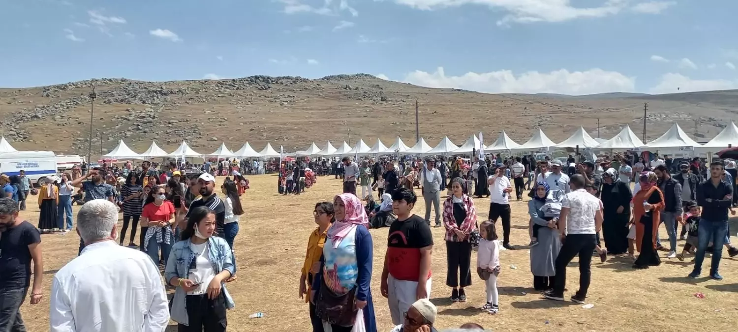 Son dakika haberleri | Iğdırlılar soluğu 2. Balık Gölü Festivali\'nde aldı