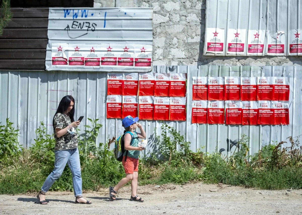Moldova\'da halk erken seçimler için sandık başında