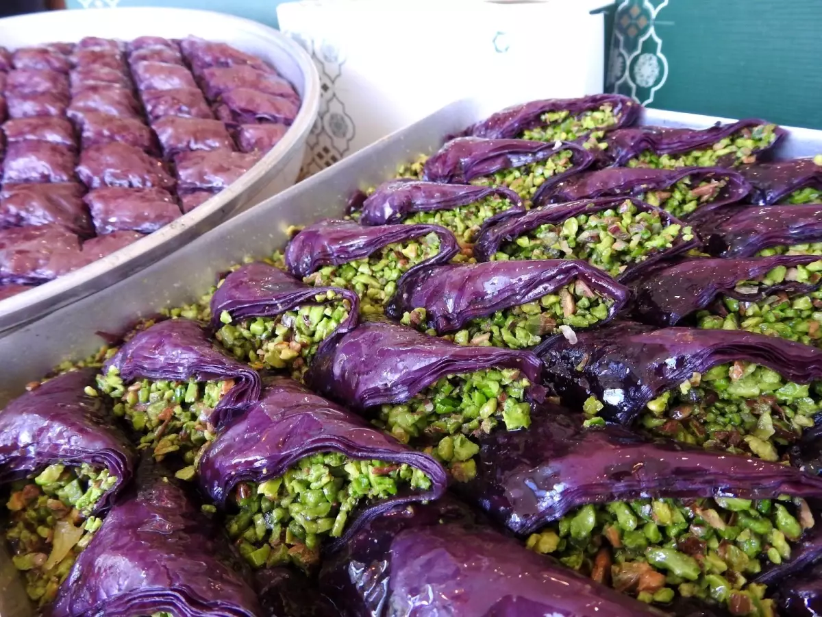 Şeker hastalarına özel mor baklava