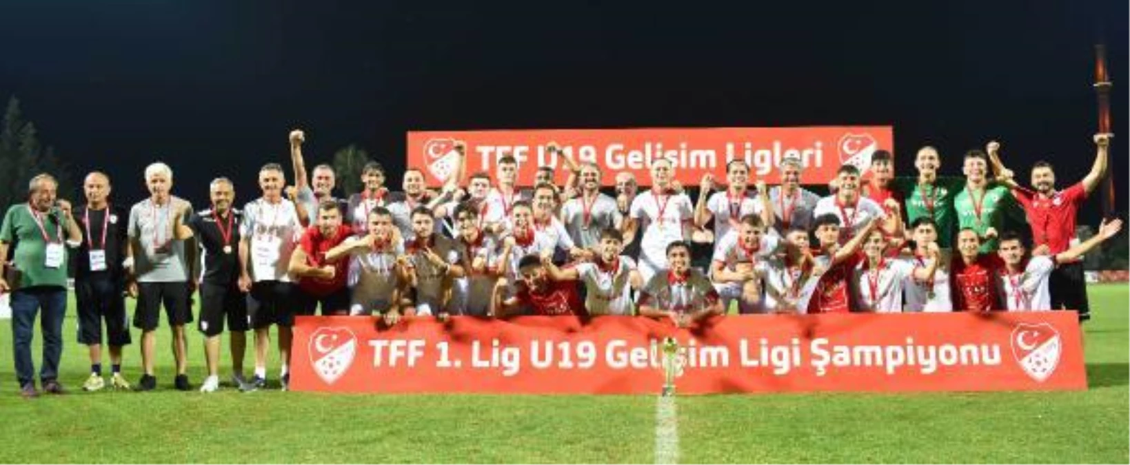 TFF 1. Lig U19\'da şampiyon Yılport Samsunspor