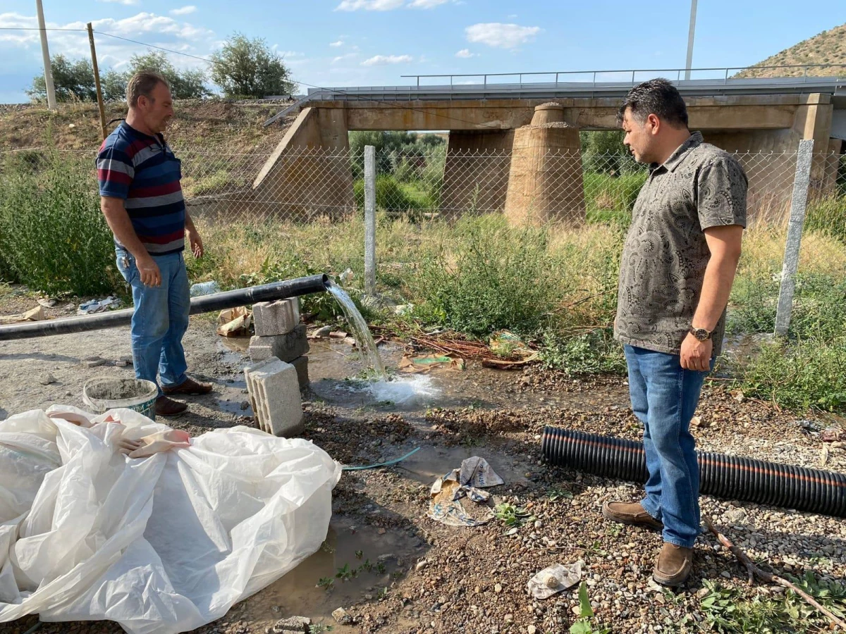 Yerköy Belediyesi içme suyu çalışmalarında iki kuyudan yüksek basınçlı su buldu