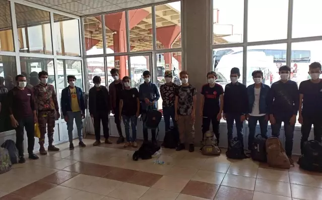 Adana'da 1 ayda 293 kaçak göçmen yakalandı