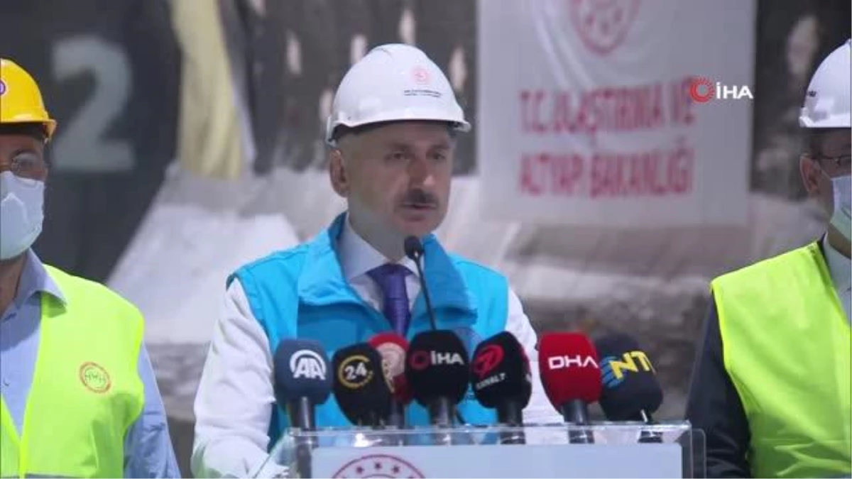 Bakan Karaismailoğlu: "Altunizade-Ferah Mahallesi-Çamlıca Raylı Sistem hattımızın müjdesini de vermek isterim"